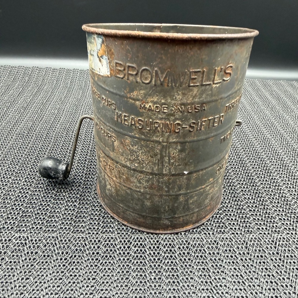 Vintage Bromwells Measuring Sifter Hand Crank Metal Flour Sifter Made in USA